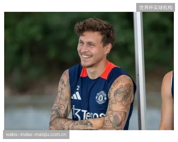 林德洛夫将承担防线领袖职责，其状态直接关系到瑞典队的防守质量。